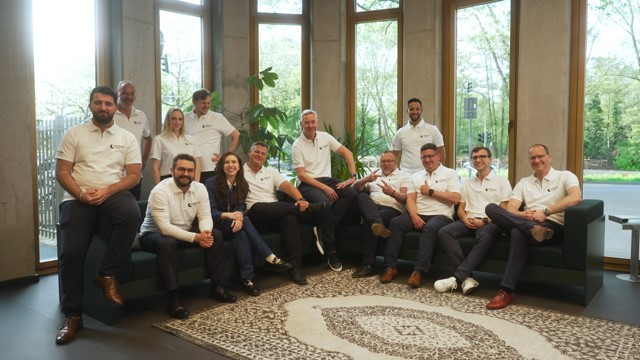 Gruppenfoto Palletways Mitarbeiter bei der Member Konferenz in Köln 2024 